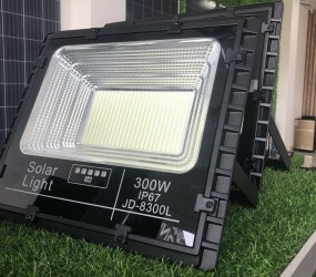 Đèn pha năng lượng mặt trời 200W JinDian JD-T200